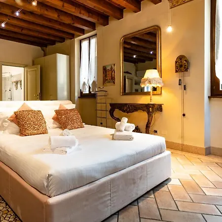 La Casa Nel Quadro - Self Check In Apartment Verona